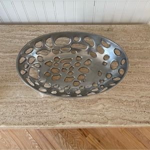 PRICE FIRM🚨 Vintage Decorative Crocodile Skin Metal Silver Tray